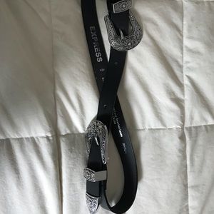Express double buckle belt in black